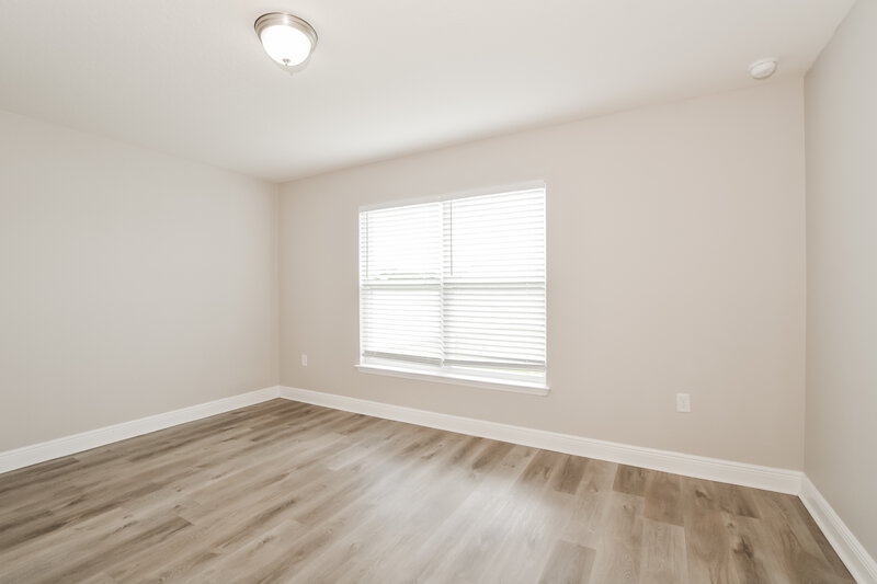 1,975/Mo, 509 Edith Dr Fruitland Park, FL 34731 Bedroom View