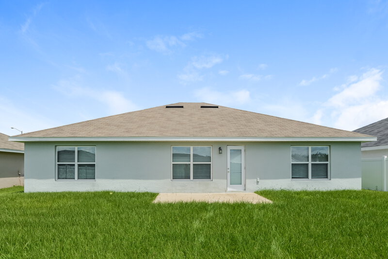 1,975/Mo, 509 Edith Dr Fruitland Park, FL 34731 Rear View