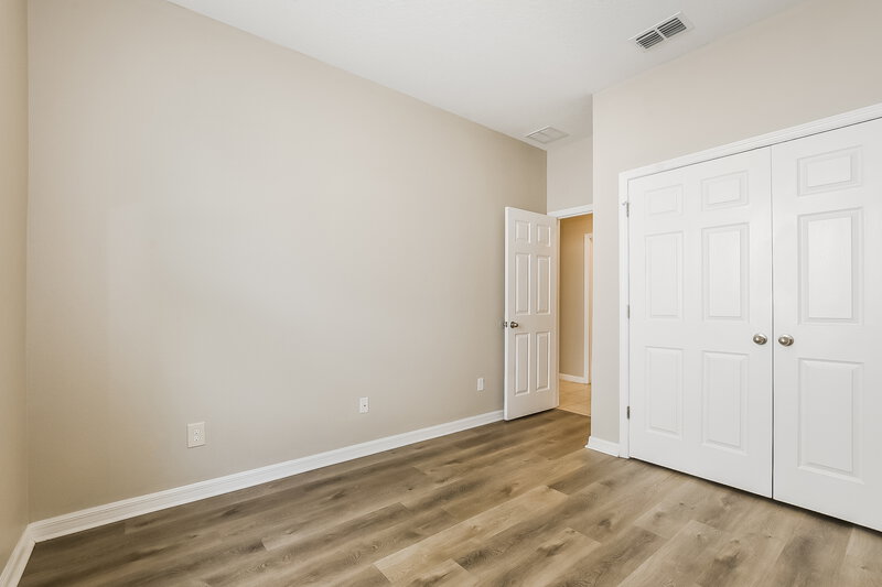 1,920/Mo, 1016 Atlantic Ave Fruitland Park, FL 34731 Bedroom View 4