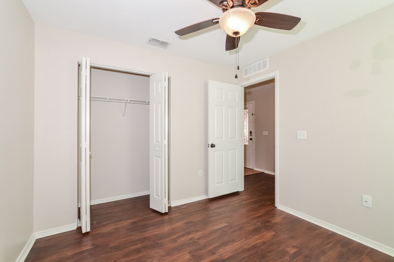 1,935/Mo, 1729 Strathmore Cir Mount Dora, FL 32757 Bedroom View 4