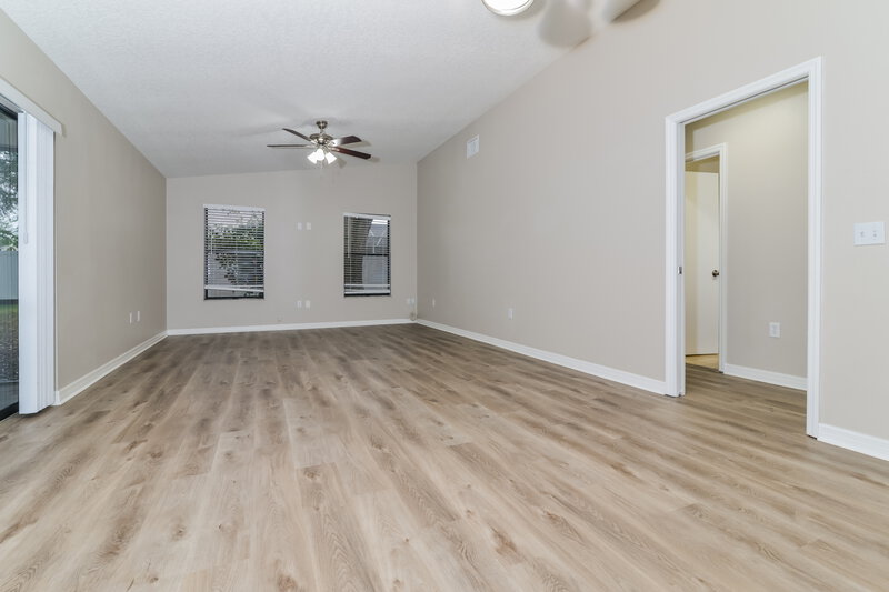 2,225/Mo, 336 Shorewood Dr Tavares, FL 32778 Misc View 2