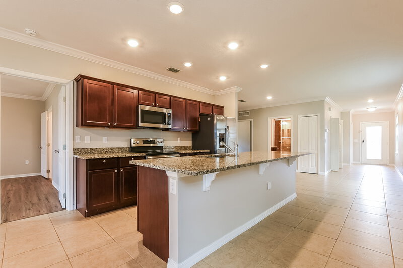 2,050/Mo, 2270 Canyon Breeze Ave Kissimmee, FL 34746 Kitchen View