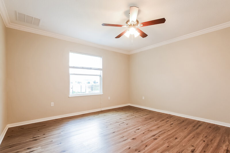 2,050/Mo, 2270 Canyon Breeze Ave Kissimmee, FL 34746 Main Bedroom View