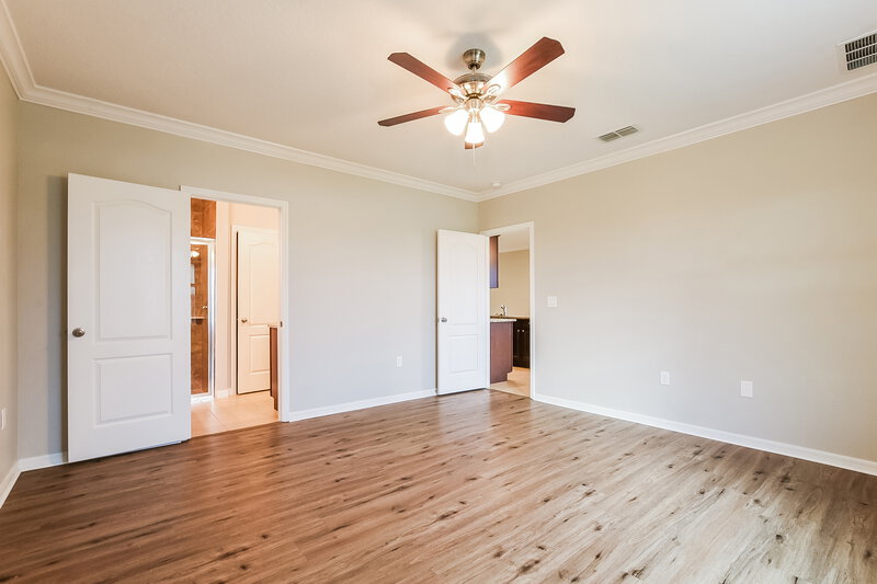 2,050/Mo, 2270 Canyon Breeze Ave Kissimmee, FL 34746 Main Bedroom View 2