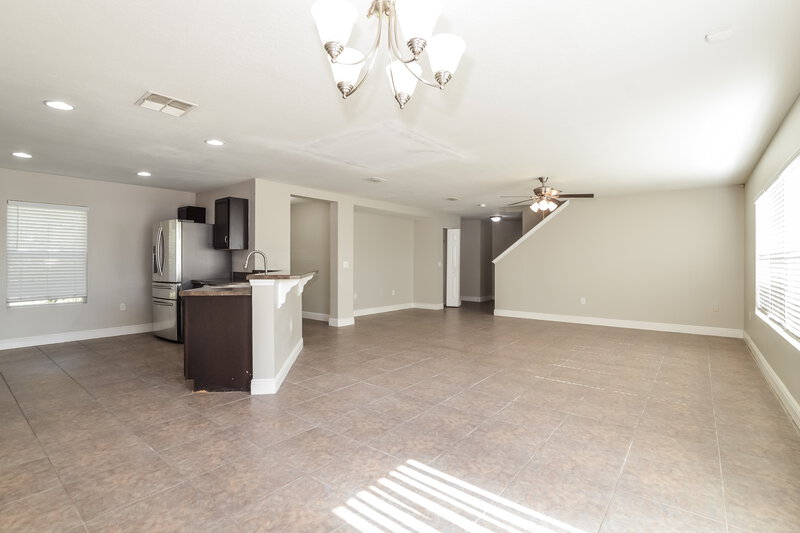 2,335/Mo, 2857 Breezy Meadow Rd Apopka, FL 32712 Dining Room View