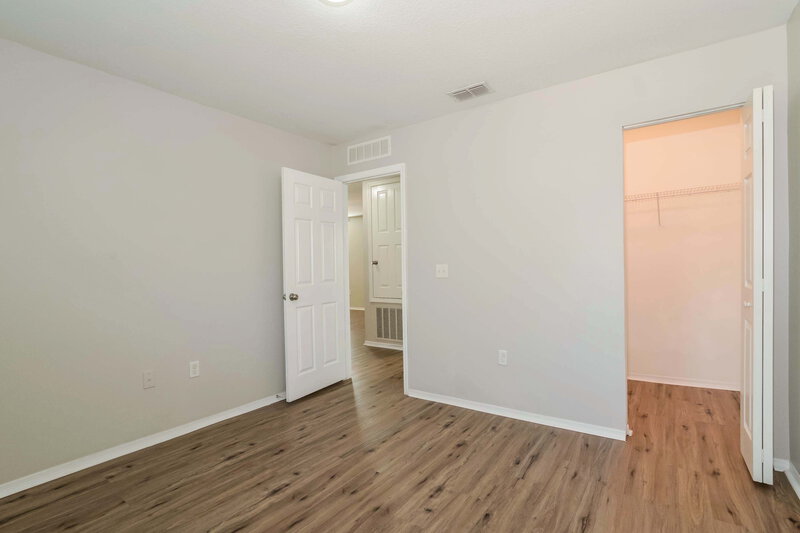 2,335/Mo, 2857 Breezy Meadow Rd Apopka, FL 32712 Bedroom View 4