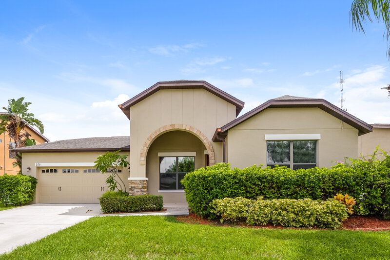 2,700/Mo, 974 Costa Mesa Ln Kissimmee, FL 34744 External View