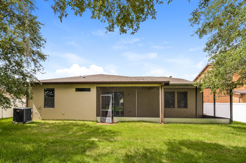 2,700/Mo, 974 Costa Mesa Ln Kissimmee, FL 34744 Rear View