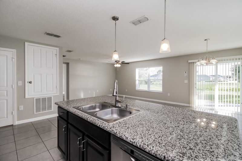2,225/Mo, 4590 Baler Trails Dr Saint Cloud, FL 34772 Kitchen View 2