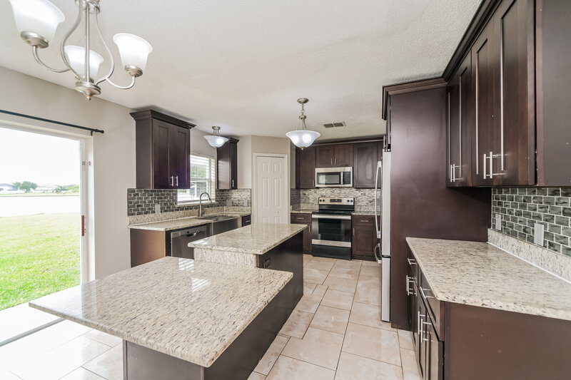 2,520/Mo, 2346 Andrews Valley Dr Kissimmee, FL 34758 Kitchen View