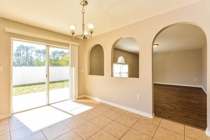 2,250/Mo, 1626 Sterns Dr Leesburg, FL 34748 Dining Room View 2