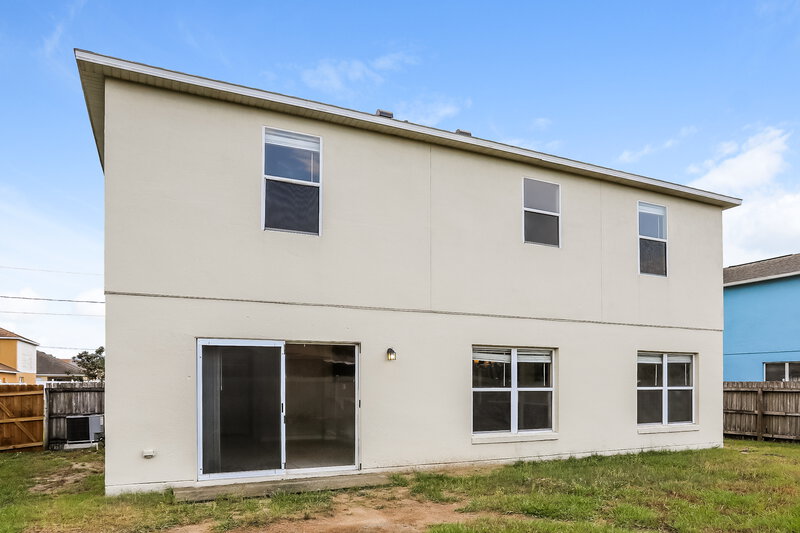 2,240/Mo, 140 Aurora Ln Kissimmee, FL 34758 Rear View