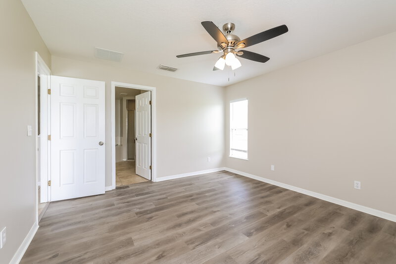 2,010/Mo, 4640 Sandhurst St Kissimmee, FL 34758 Main Bedroom View