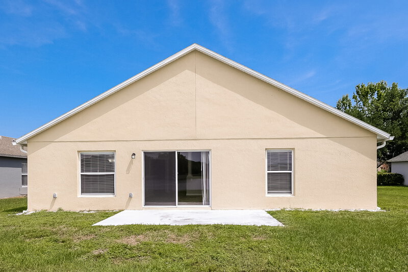 2,010/Mo, 4640 Sandhurst St Kissimmee, FL 34758 Rear View