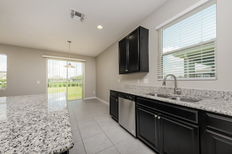 2,460/Mo, 3873 San Isidro Cir Saint Cloud, FL 34772 Kitchen View 2