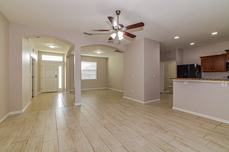 2,400/Mo, 4516 Manica Dr Tavares, FL 32778 Living Room View