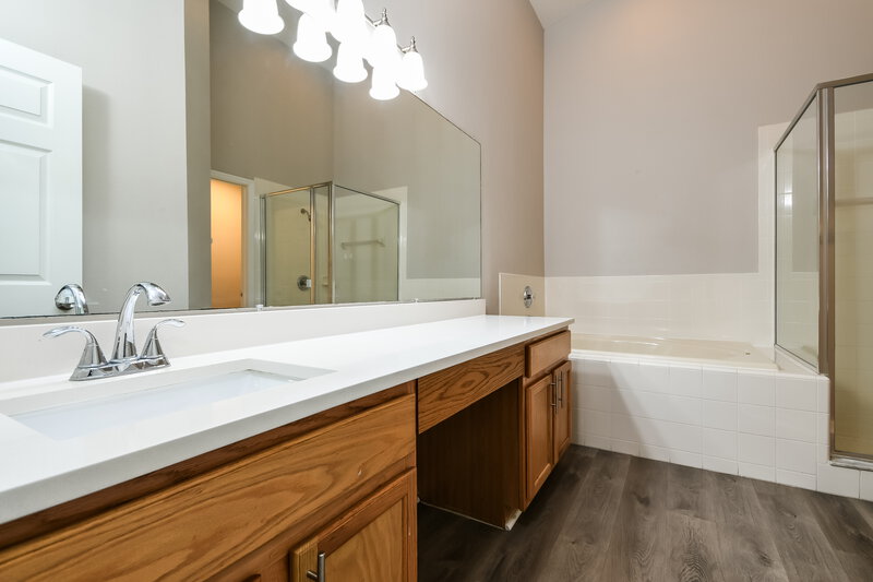 1,865/Mo, 2334 Andrews Valley Dr Kissimmee, FL 34758 Main Bathroom View