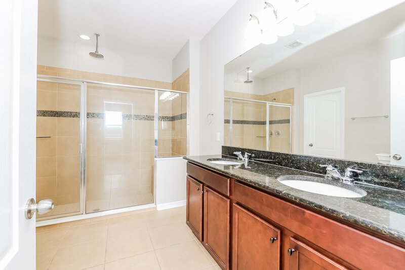 2,220/Mo, 3871 San Isidro Cir Saint Cloud, FL 34772 Main Bathroom View