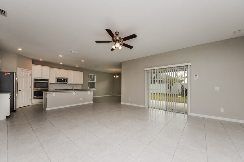 2,225/Mo, 3210 Coastal View Ct Kissimmee, FL 34746 Living Room View