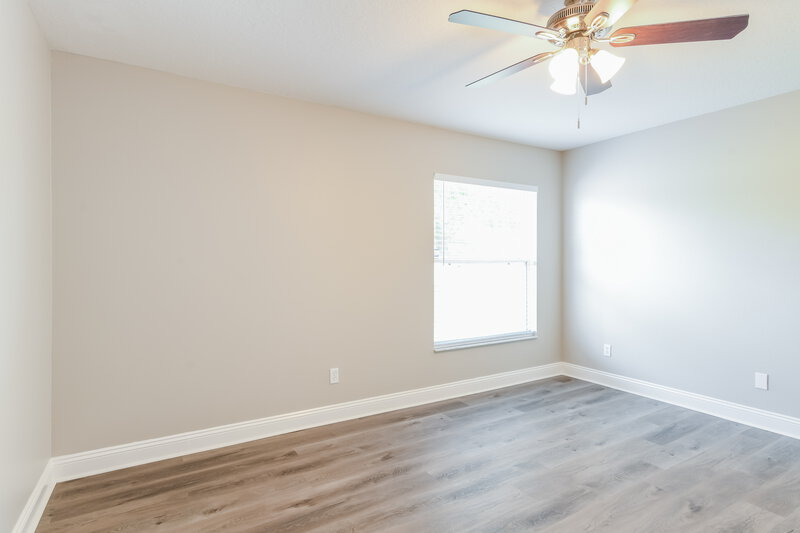 2,110/Mo, 13449 Silver Leaf Cir Clermont, FL 34711 Main Bedroom View