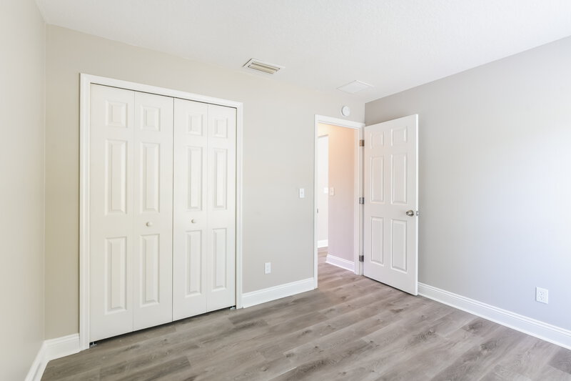 2,110/Mo, 13449 Silver Leaf Cir Clermont, FL 34711 Bedroom View 4