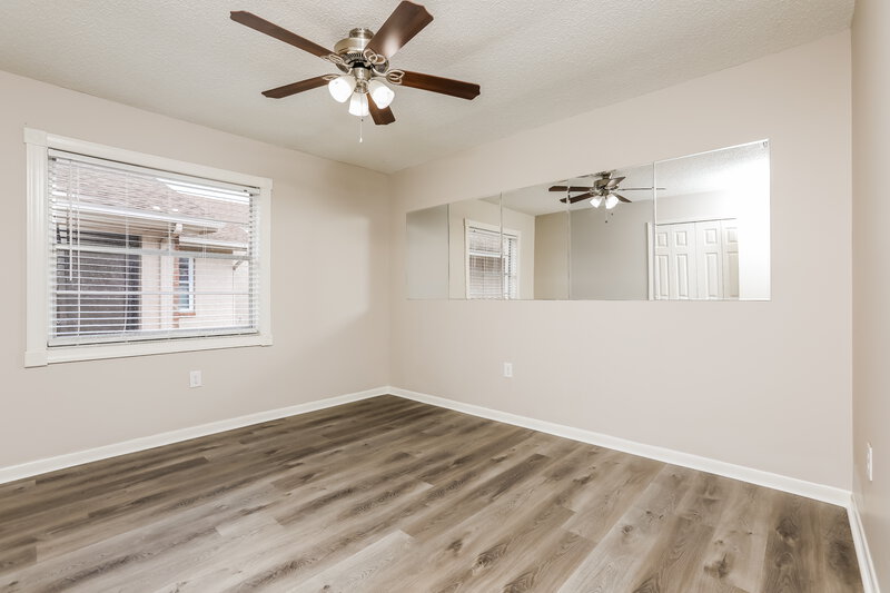 2,225/Mo, 4406 Suntree Blvd Orlando, FL 32817 Dining Room View 2