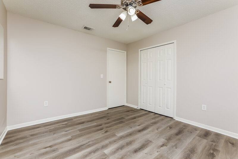 2,225/Mo, 4406 Suntree Blvd Orlando, FL 32817 Bedroom View 2