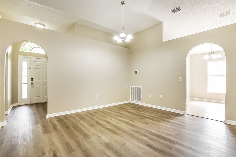 2,190/Mo, 2303 Tealwood Circle Tavares, FL 32778 Dining Room View