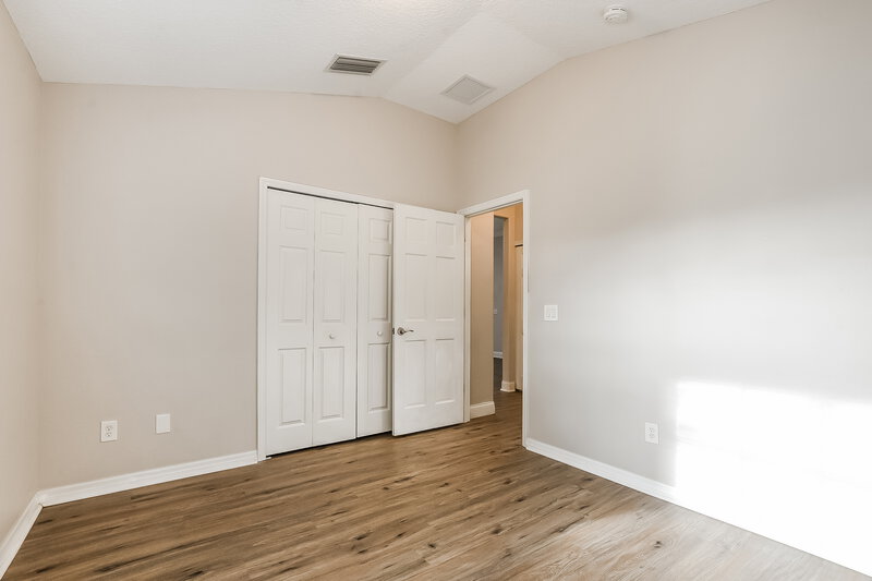 1,860/Mo, 348 Ashton Woods Ln Leesburg, FL 34748 Bedroom View