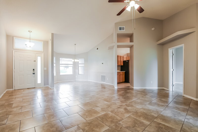 2,320/Mo, 2523 Dovetail Dr Ocoee, FL 34761 Living Room View 2