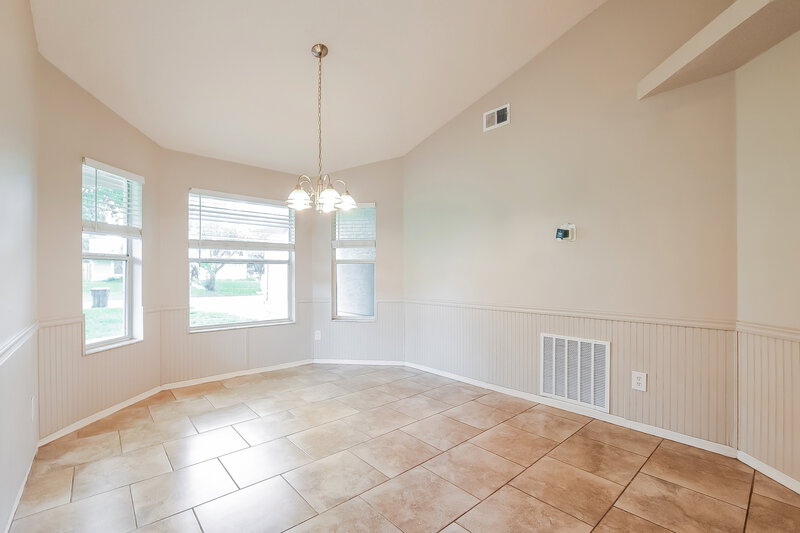 2,320/Mo, 2523 Dovetail Dr Ocoee, FL 34761 Dining Room View