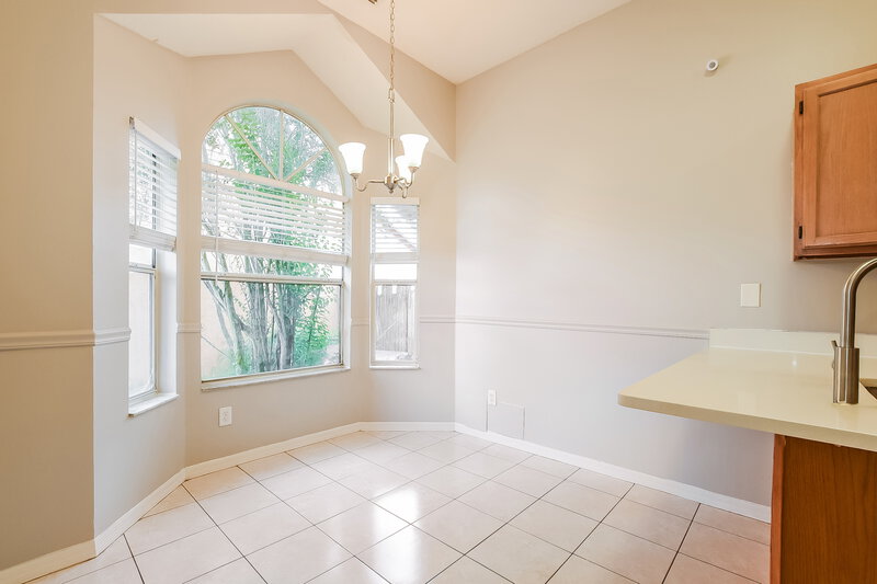 2,320/Mo, 2523 Dovetail Dr Ocoee, FL 34761 Breakfast Nook View