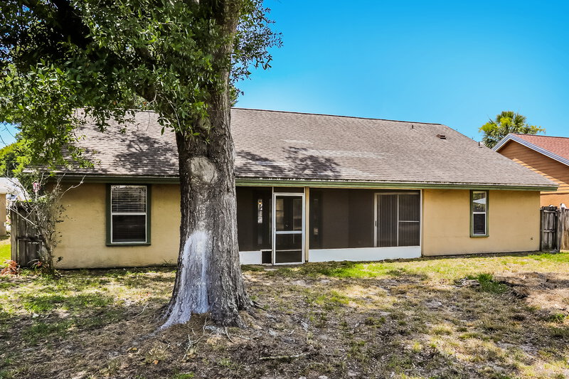 1,965/Mo, 2523 Dovetail Dr Ocoee, FL 34761 Rear View