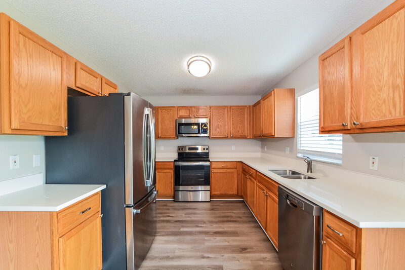 2,775/Mo, 582 Southridge Rd Clermont, FL 34711 Kitchen View