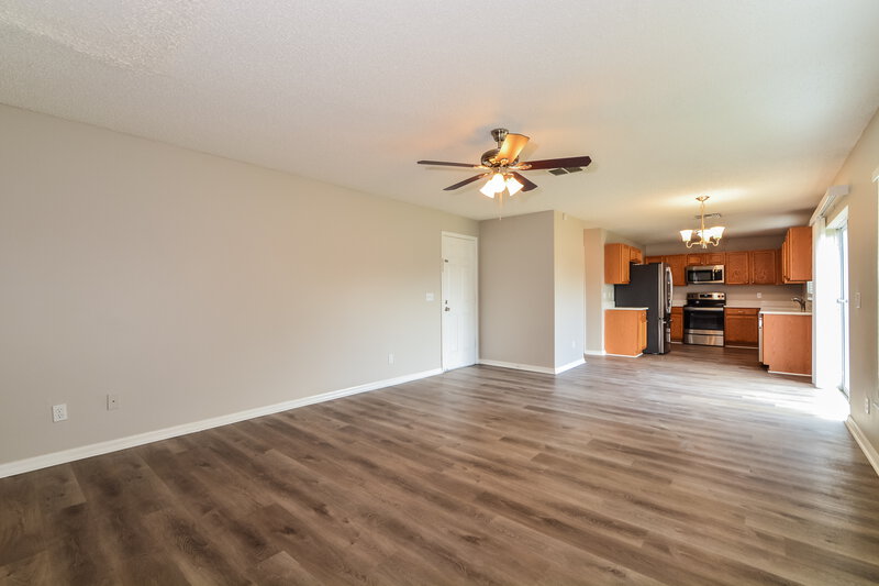 2,775/Mo, 582 Southridge Rd Clermont, FL 34711 Family Room View 4