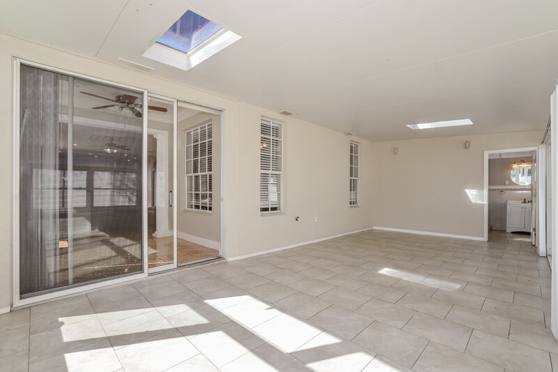 2,380/Mo, 14527 Huntcliff Park Way Orlando, FL 32824 Sun Room View