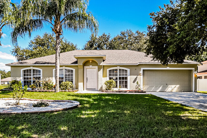 2,475/Mo, 801 Clear Brook Ct Fruitland Park, FL 34731 External View