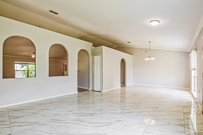 2,475/Mo, 801 Clear Brook Ct Fruitland Park, FL 34731 Living Room View