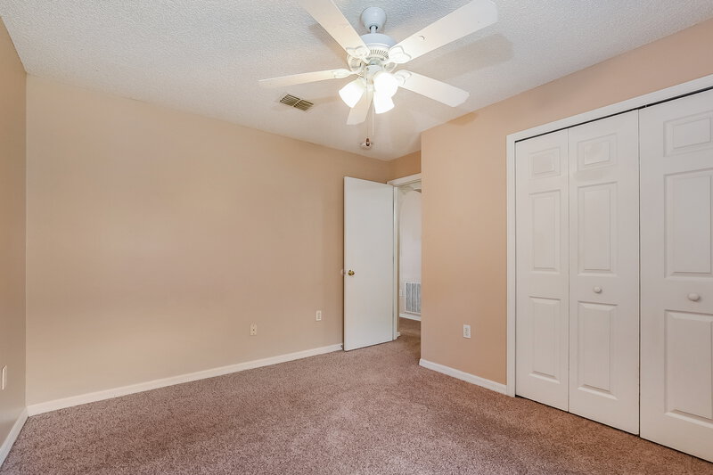 2,095/Mo, 331 Placid Lake Dr Sanford, FL 32773 Bedroom View 4