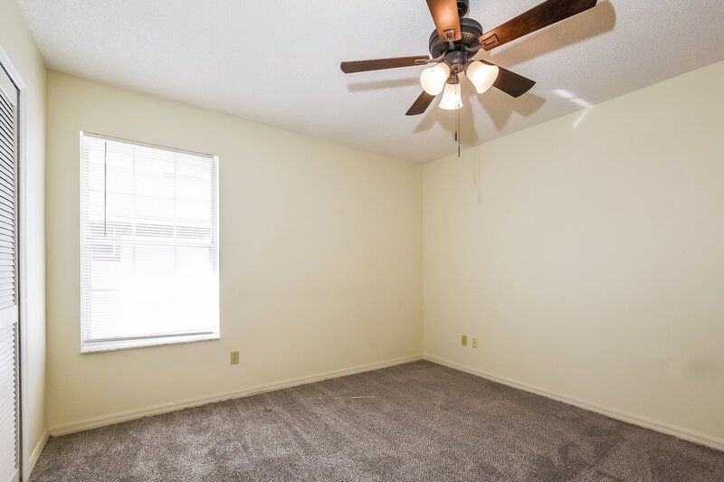 2,140/Mo, 9474 Chandon Dr Orlando, FL 32825 Bedroom View 3