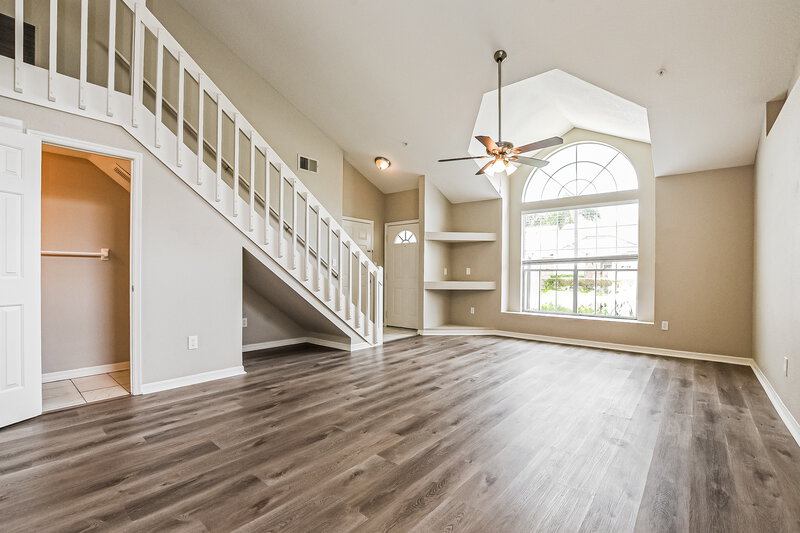 2,505/Mo, 3363 Hamlet Loop Winter Park, FL 32792 Living Room View 2