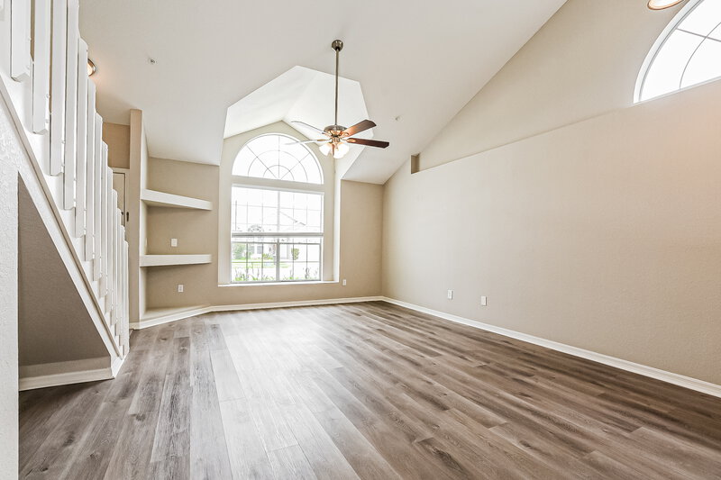 2,505/Mo, 3363 Hamlet Loop Winter Park, FL 32792 Living Room View 3