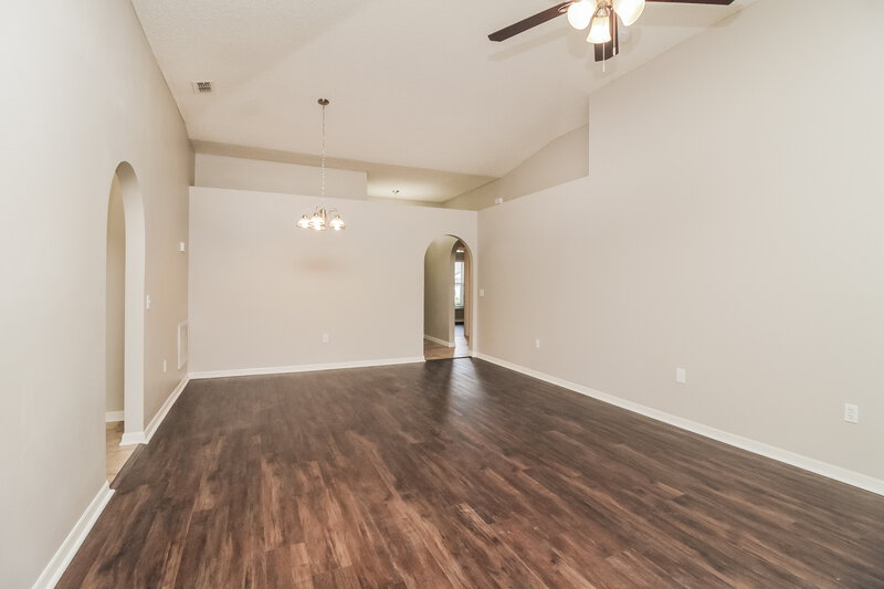 3,340/Mo, 545 Wekiva Bluff St Apopka, FL 32712 Living Room View 3