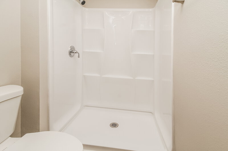 3,340/Mo, 545 Wekiva Bluff St Apopka, FL 32712 Bathroom View