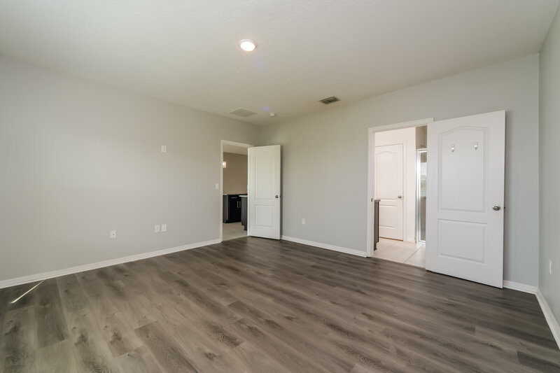 2,030/Mo, 2292 Canyon Breeze Ave Kissimmee, FL 34746 Main Bedroom View 2