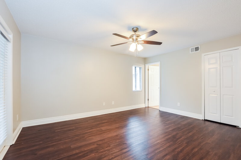 2,480/Mo, 3873 Waterview Loop Winter Park, FL 32792 Main Bedroom View