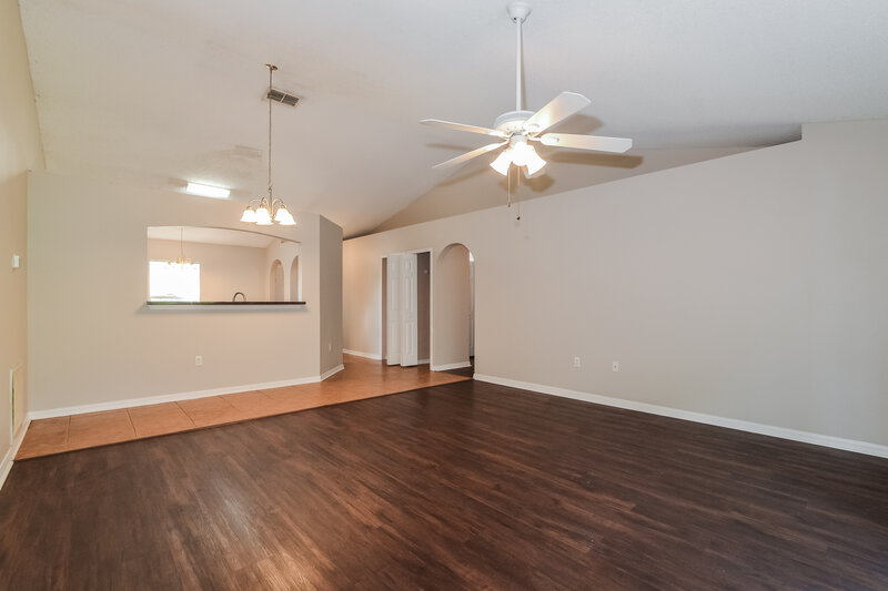 1,740/Mo, 499 Katherwood Ct Deltona, FL 32738 Living Room View