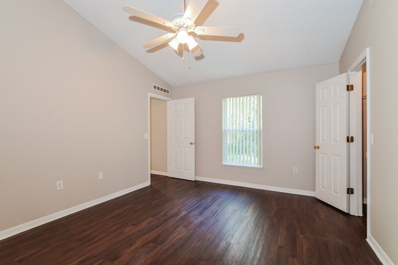 1,740/Mo, 499 Katherwood Ct Deltona, FL 32738 Main Bedroom View 2