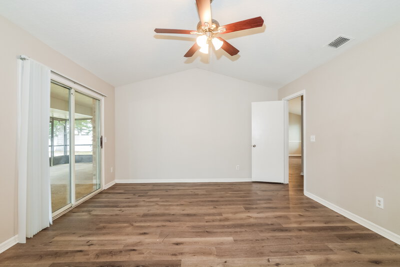 2,275/Mo, 20507 Maxim Pkwy Orlando, FL 32833 Main Bedroom View