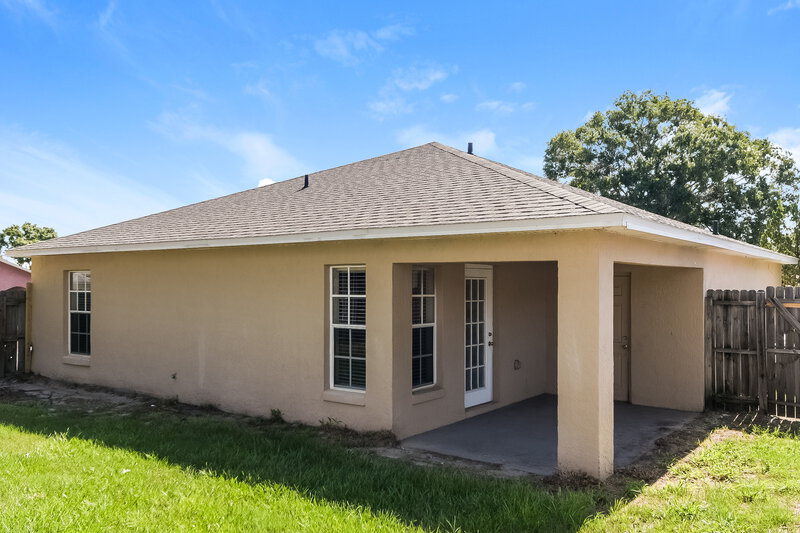 1,785/Mo, 143 Diamond Ridge Blvd Auburndale, FL 33823 Rear View